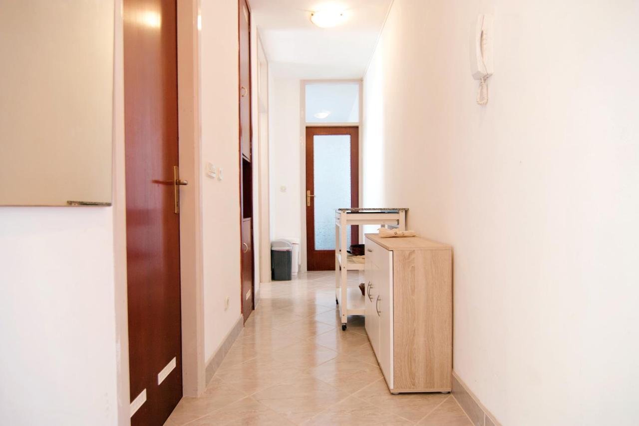 Apartment Todorovic - Macan Pula Exteriör bild